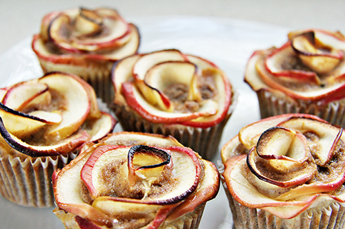 Gluten_Free_Apple_Flower_Cinnamon_Cupcakes