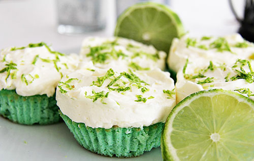 Gluten_Free_Lime_Cupcakes_with_Cheesecake_Topping