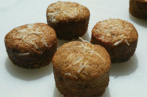 Coconut_Banana_Muffins