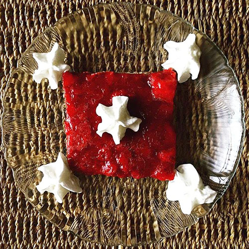 Low-Carb Strawberry Icebox Bars